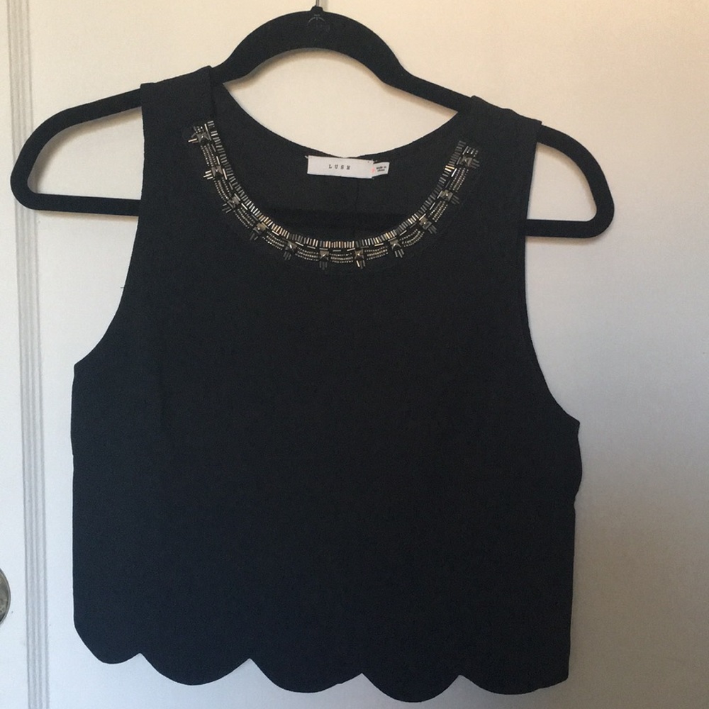Black scalloped crop top
